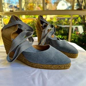 Never worn Castaner linen espadrilles